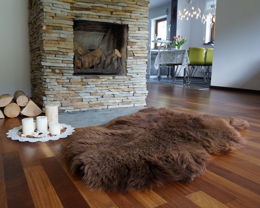 SHEEPSKIN Brown Throw Genuine leather Sheep Skin Decorative rug brown comfy, cozy, hair is very thick, shiny, 48"/ 30"