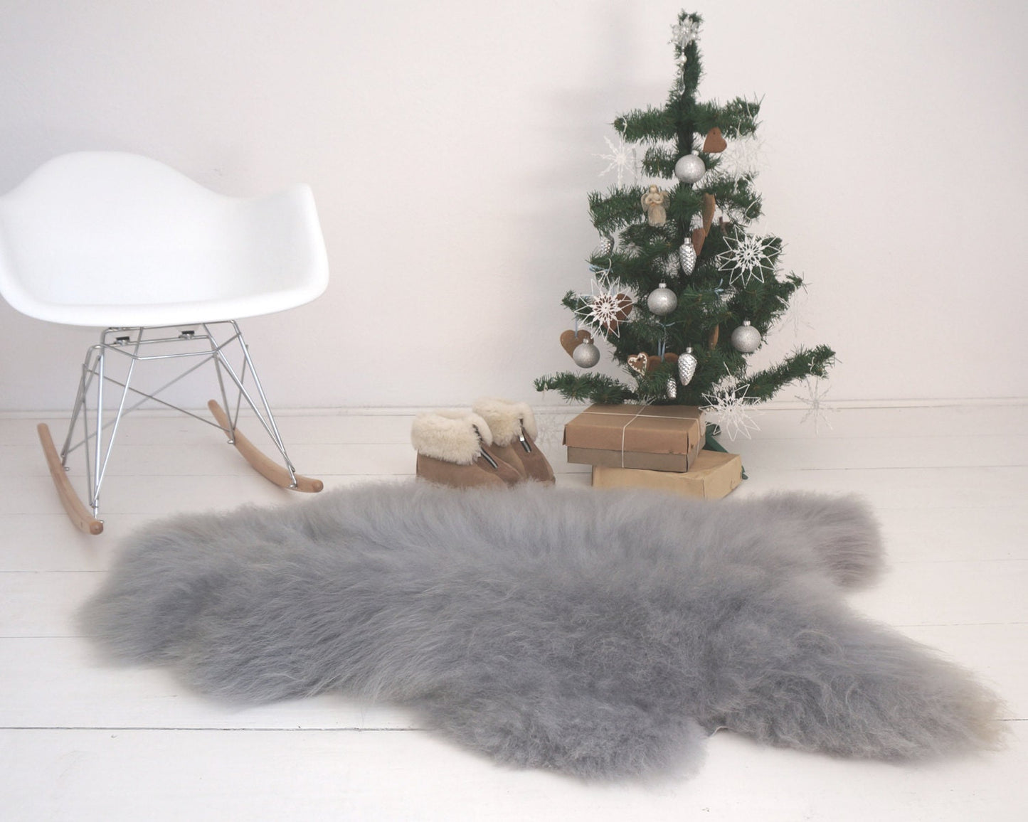 Sheepskin Icelandic Bright Grey X Throw Genuine leather sheep skin Decorative rug grey comfy, cozy, hair is very thick, shiny