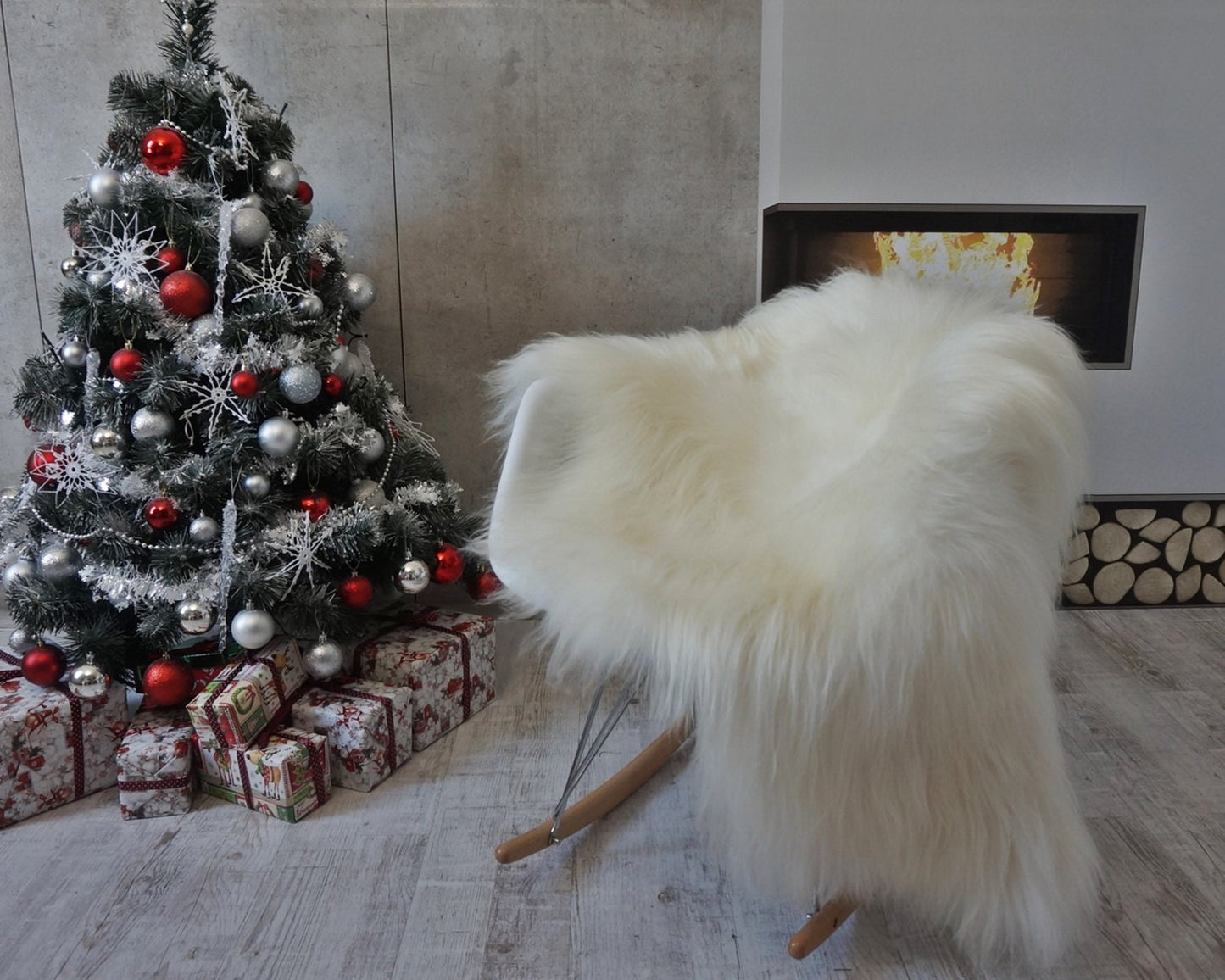 GIANT SHEEPSKIN Iceland White Throw Genuine leather Sheep Skin 52"x 32" Decorative rug White comfy, cozy, hair is very thick, shiny !
