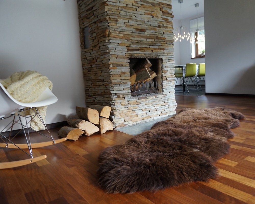 GIANT SHEEPSKIN Double X Brown Throw Genuine leather Sheep Skin 79" x 30" Decorative rug Natural comfy,cozy, hair is very thick, shiny