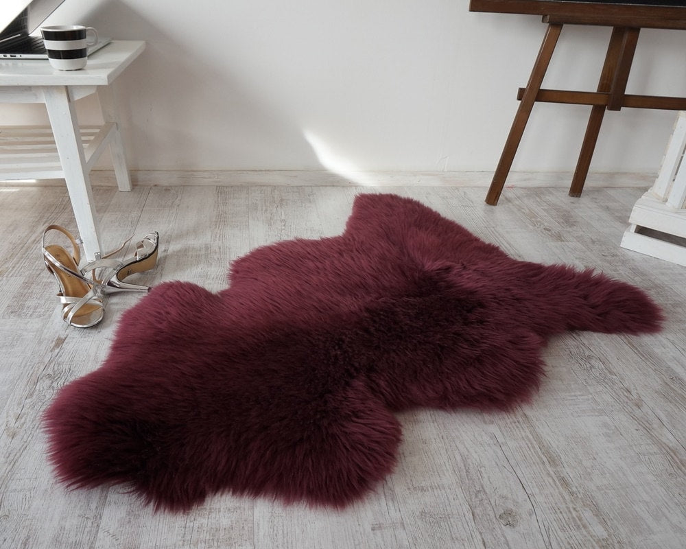 Regular SHEEPSKIN BURGUNDY Throw Genuine leather Sheep Skin 48 " x 28" Decorative rug Natural comfy, cozy, shiny !