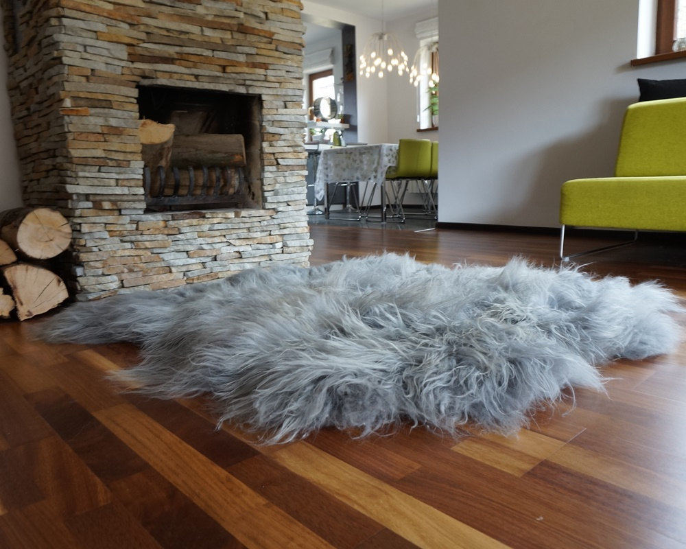 GIANT SHEEPSKIN Double White Throw Genuine leather Sheep Skin 52" x 52" Decorative rug Natural comfy, cozy, hair is very thick, shiny !