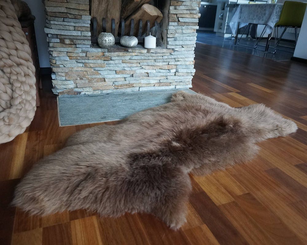 SHEEPSKIN Brown Throw Genuine leather Sheep Skin 48"x 28" Decorative White Rug Natural Throw Rugs Carpet
