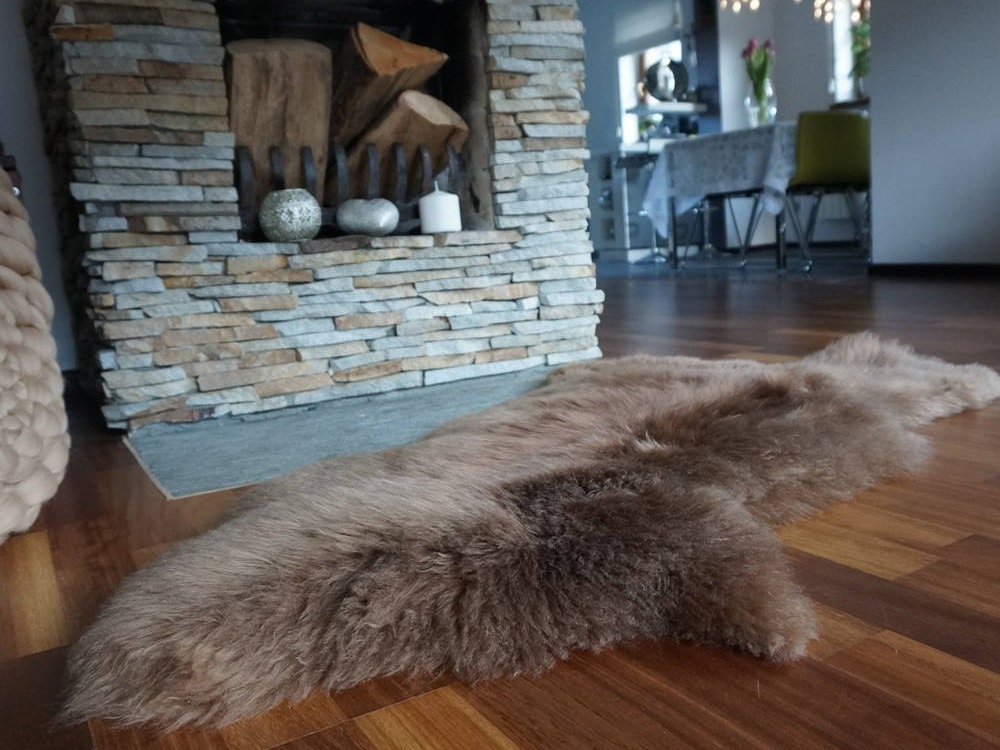 SHEEPSKIN Brown Throw Genuine leather Sheep Skin 48"x 28" Decorative White Rug Natural Throw Rugs Carpet