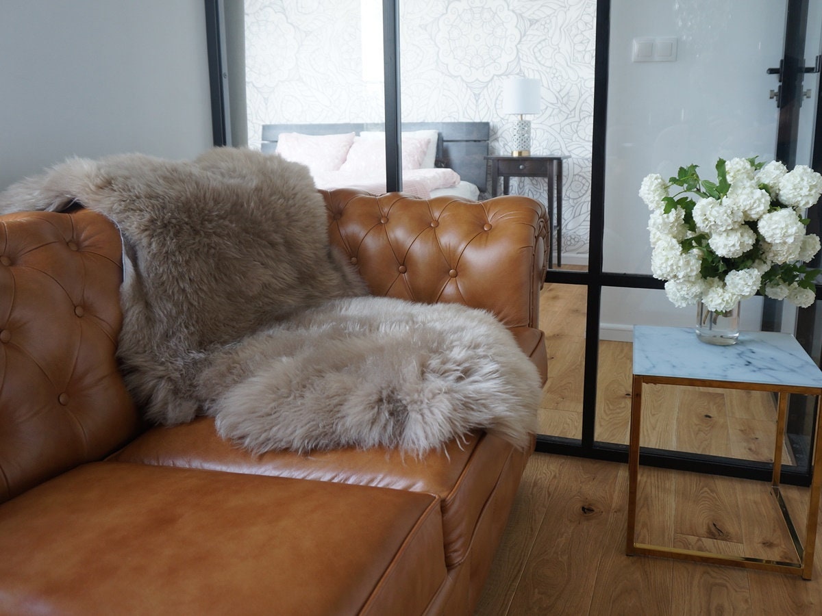 SHEEPSKIN Brown Throw Genuine leather Sheep Skin 50"x 30" Decorative White Rug Natural Throw Rugs Carpet Rugs Che