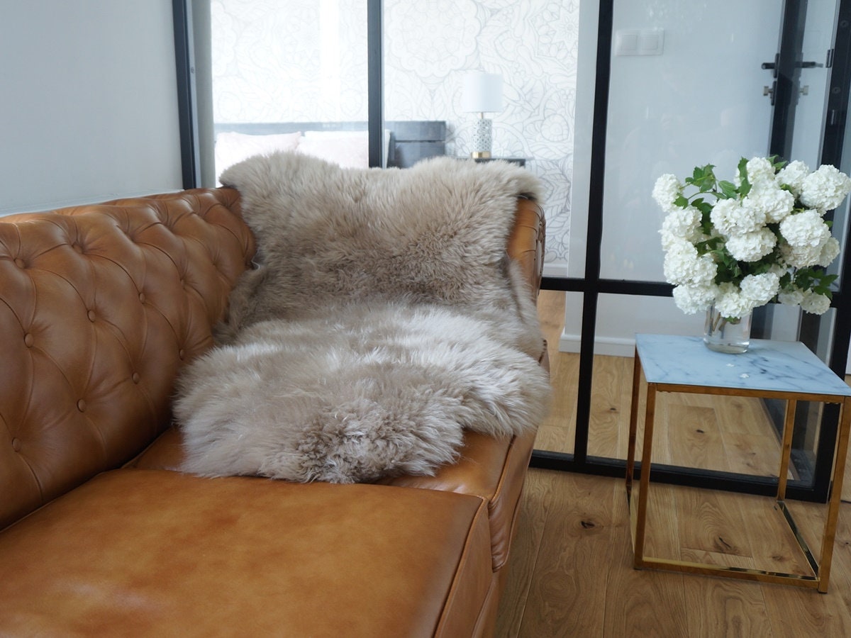 SHEEPSKIN Brown Throw Genuine leather Sheep Skin 50"x 30" Decorative White Rug Natural Throw Rugs Carpet Rugs Che