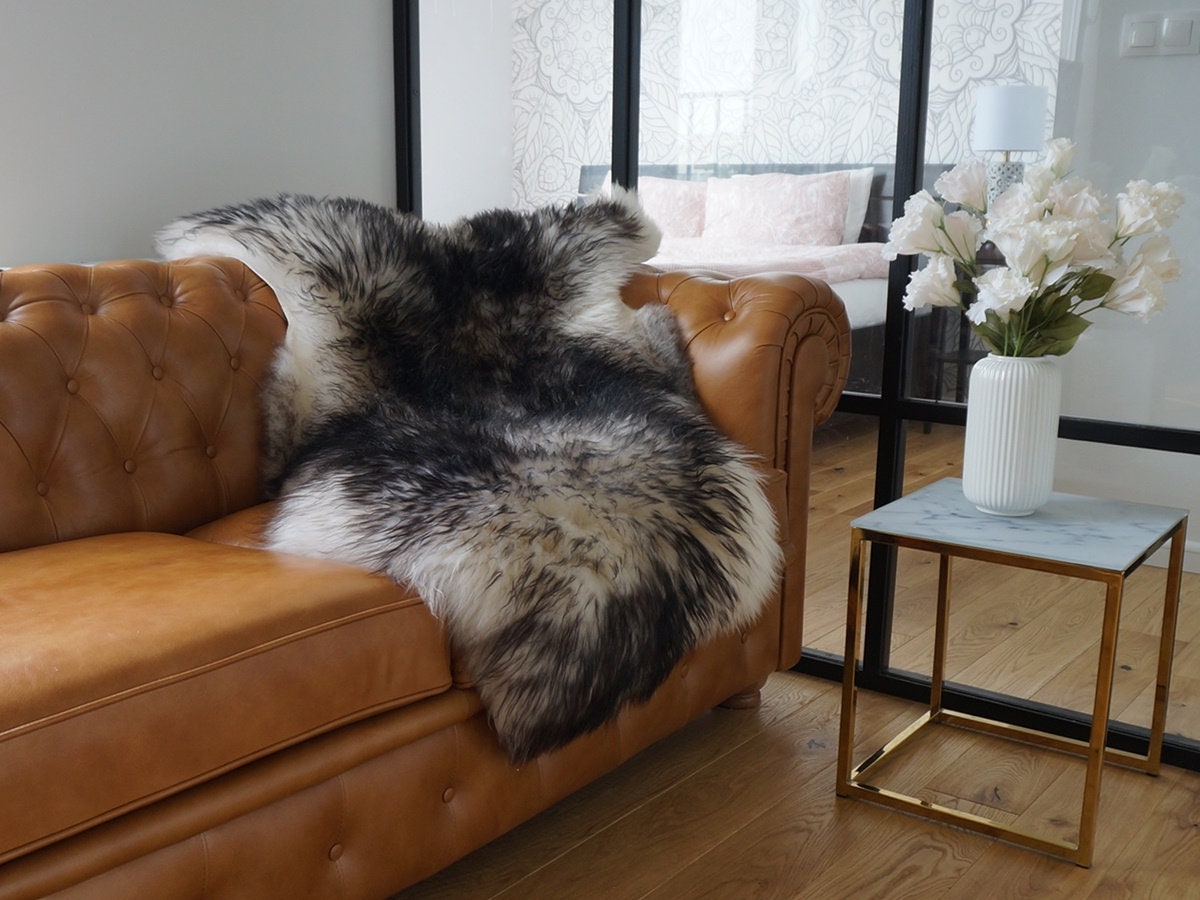 Original Black and White rug Mouflon Genuine Natural Sheepskin Genuine Natural Sheepskin Rugs Rug Throw Rugs Carpet Outdoor Cheap, Shag