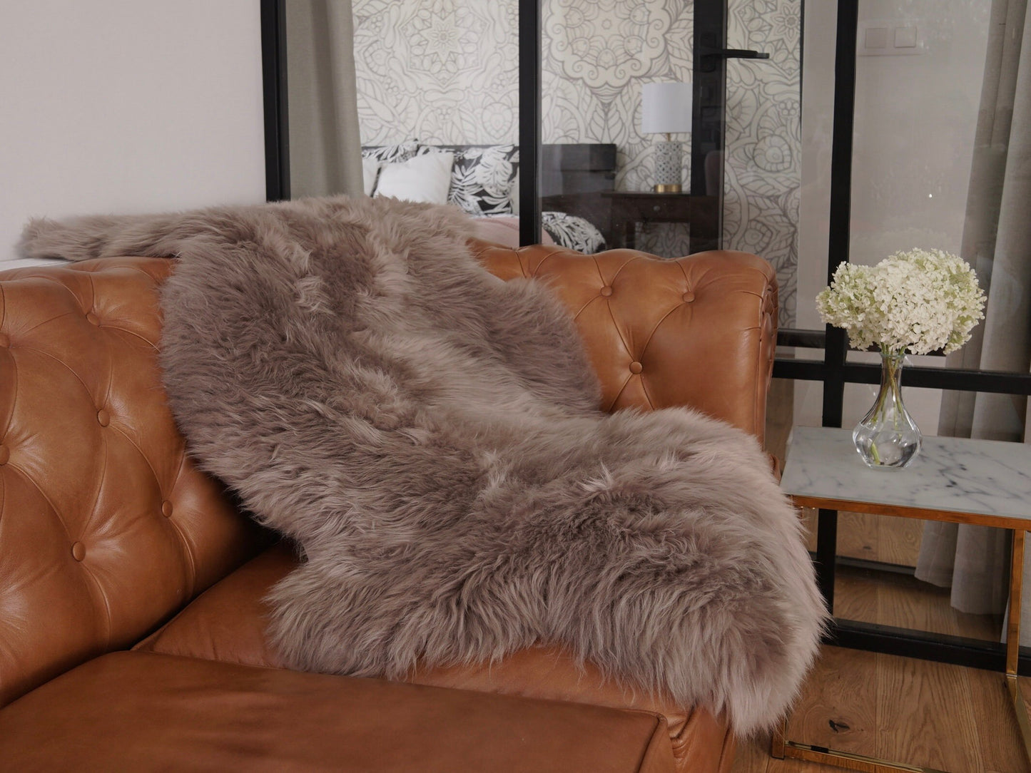 SHEEPSKIN Brown Throw Genuine leather Sheep Skin 50"x 30" Decorative Brown Creamy Rug Natural Throw Rugs Carpet Rugs Che