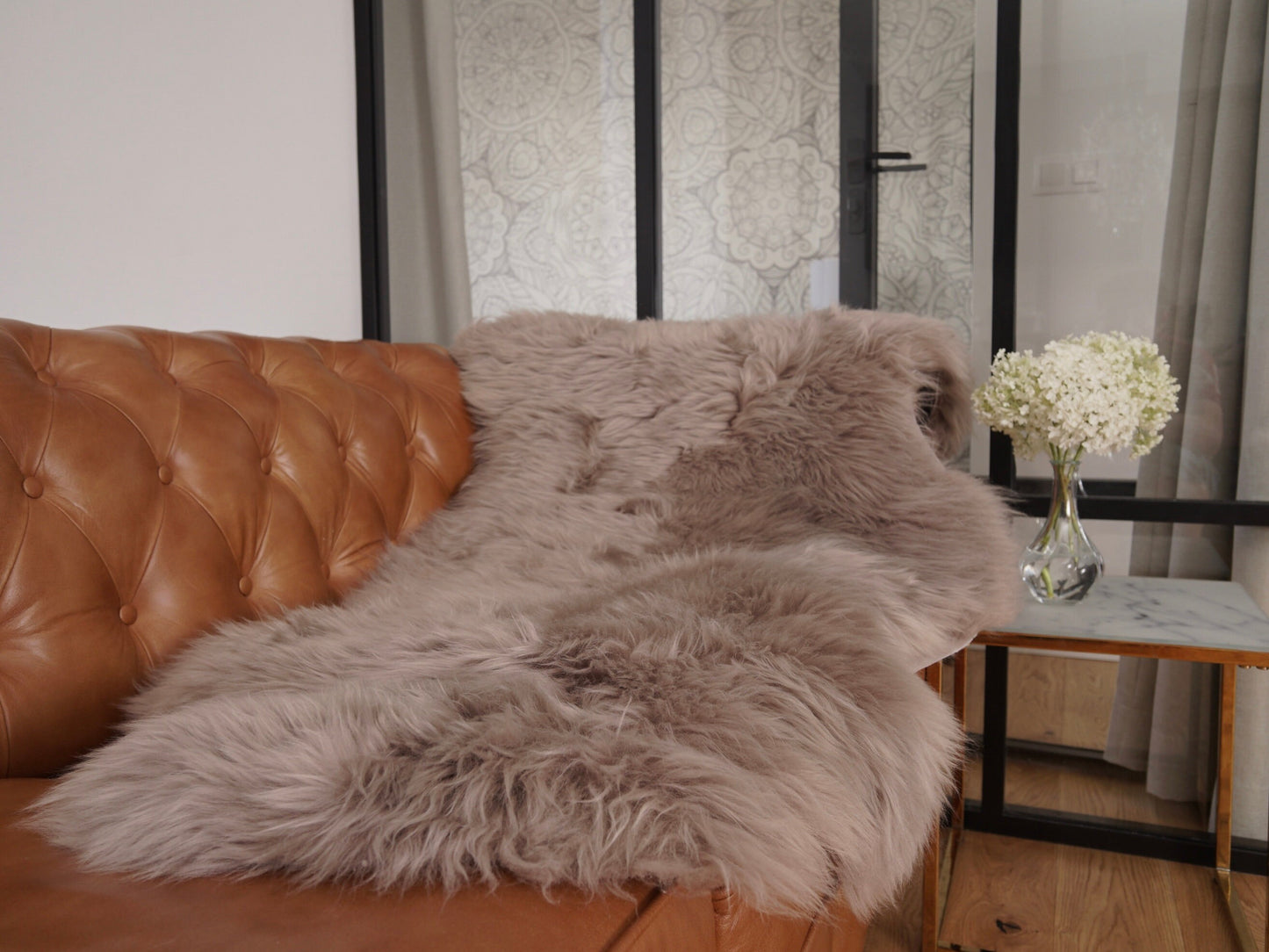 SHEEPSKIN Brown Throw Genuine leather Sheep Skin 50"x 30" Decorative Brown Creamy Rug Natural Throw Rugs Carpet Rugs Che