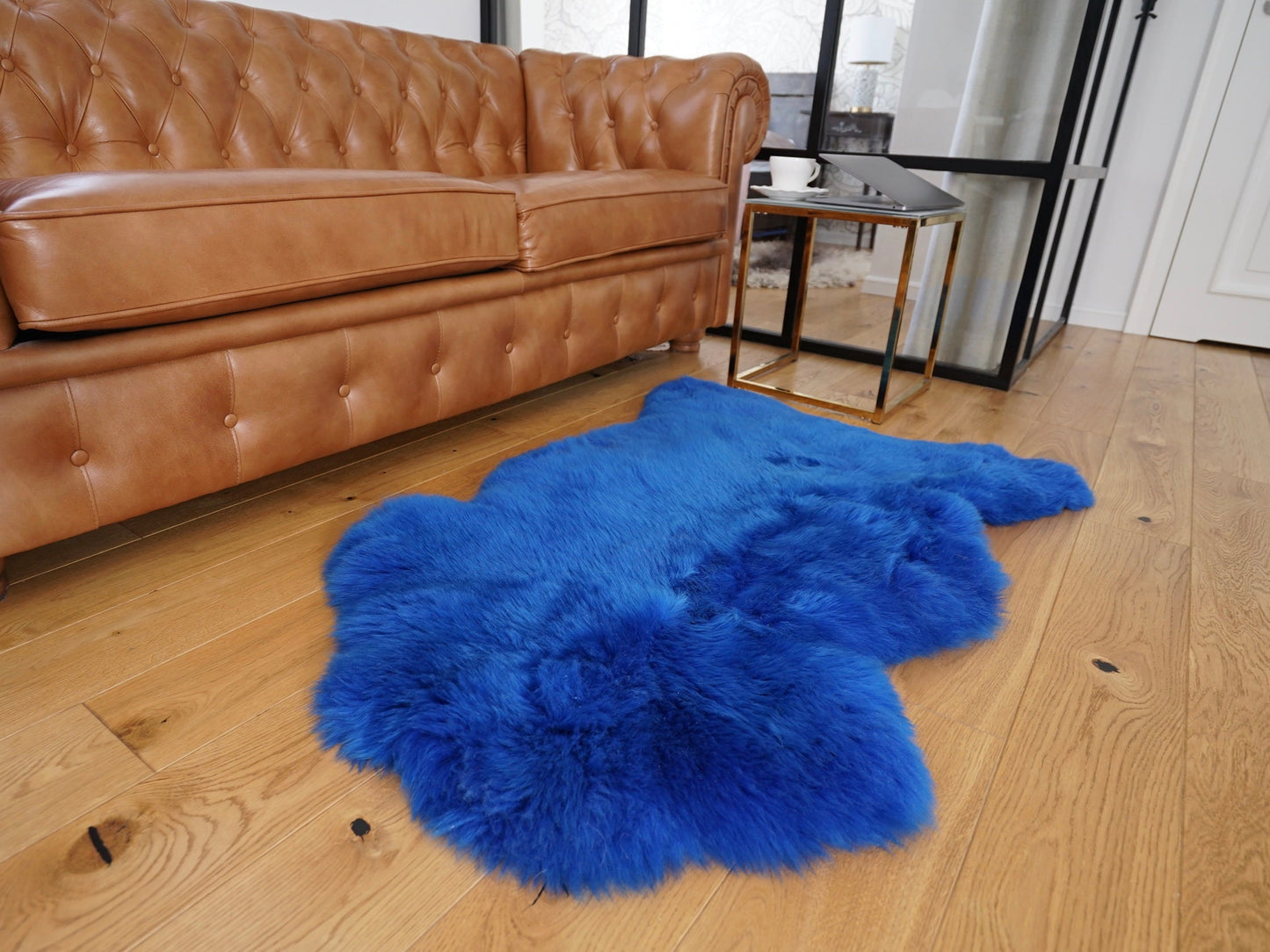 SHEEPSKIN Blue Throw Genuine leather Sheep Skin Decorative rug navy blue comfy, cozy, hair is very thick, shiny FB8 !