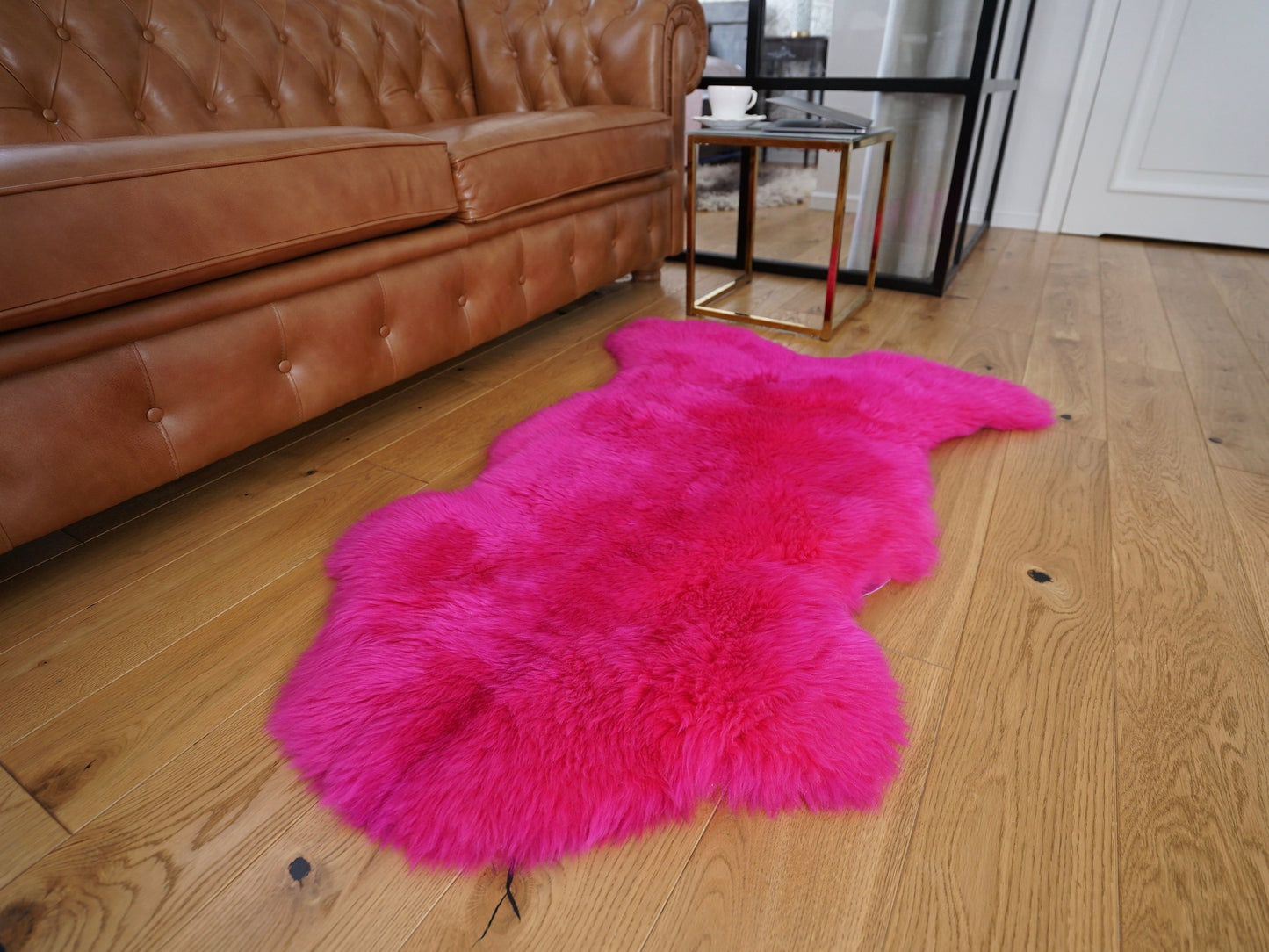 SHEEPSKIN Pink Throw Genuine leather Sheep Skin Decorative rug brown comfy, cozy, hair is very thick, shiny !