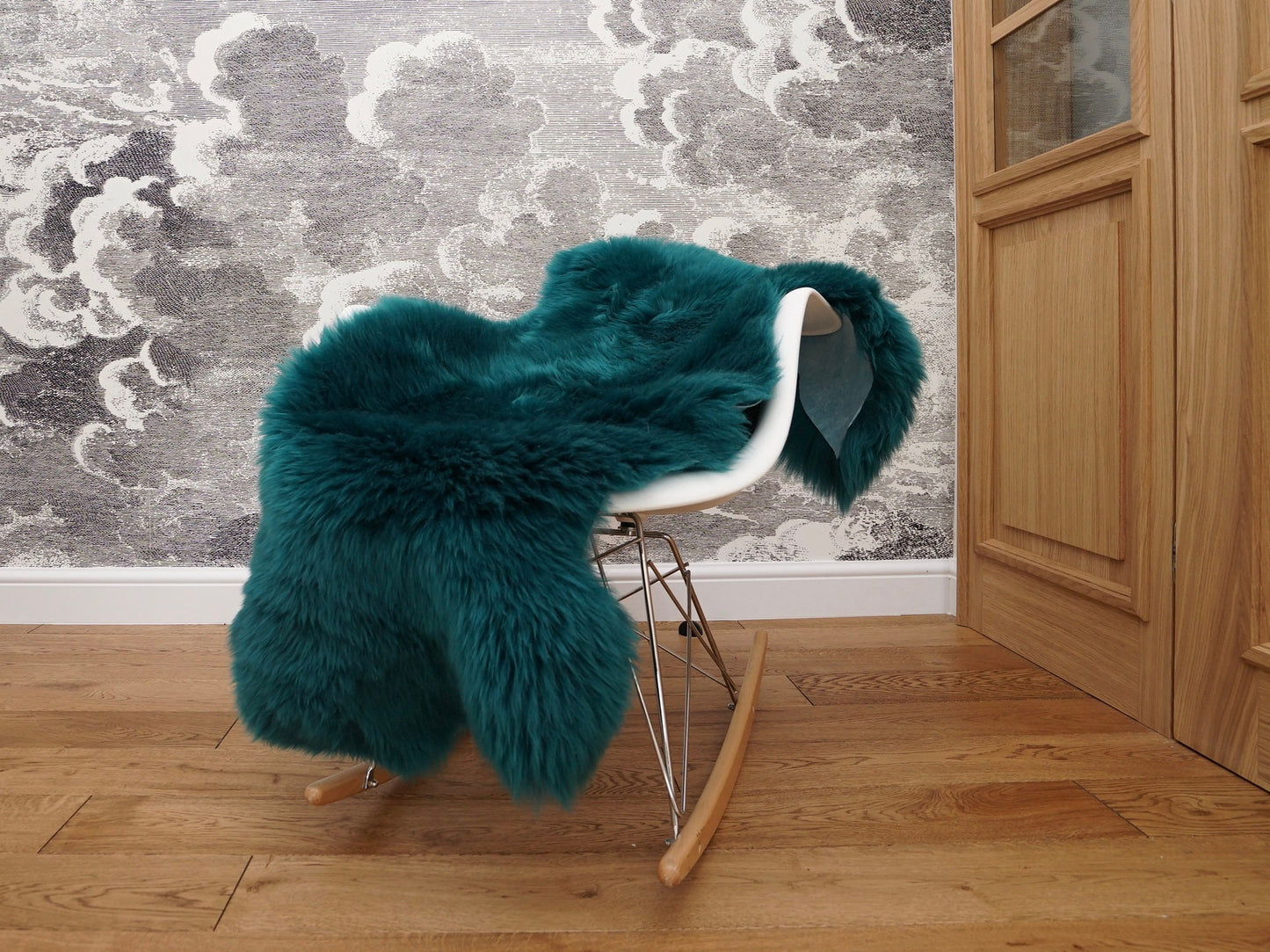 SHEEPSKIN Green Throw Genuine leather Sheep Skin Dyed Decorative rug green comfy, cozy, hair is very thick, shiny !