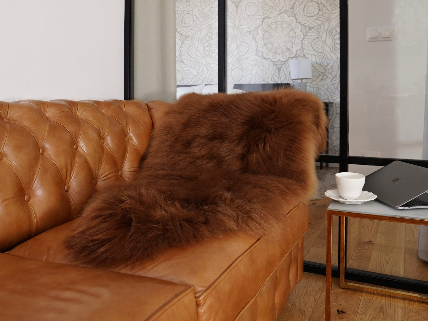 SHEEPSKIN Brown Throw Genuine BT2 leather Sheep Skin Decorative rug brown comfy, cozy, hair is very thick, shiny, 48"/ 26"