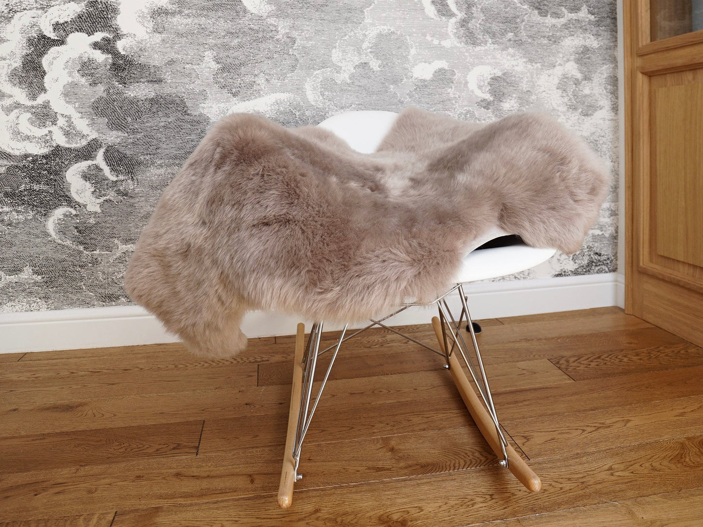 SHEEPSKIN Brown Throw Genuine leather Sheep Skin 48" x 28" Decorative Beige Creamy Rug Natural Throw Rugs Carpet Rugs Che