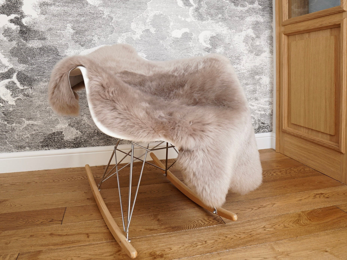 SHEEPSKIN Brown Throw Genuine leather Sheep Skin 48" x 28" Decorative Beige Creamy Rug Natural Throw Rugs Carpet Rugs Che