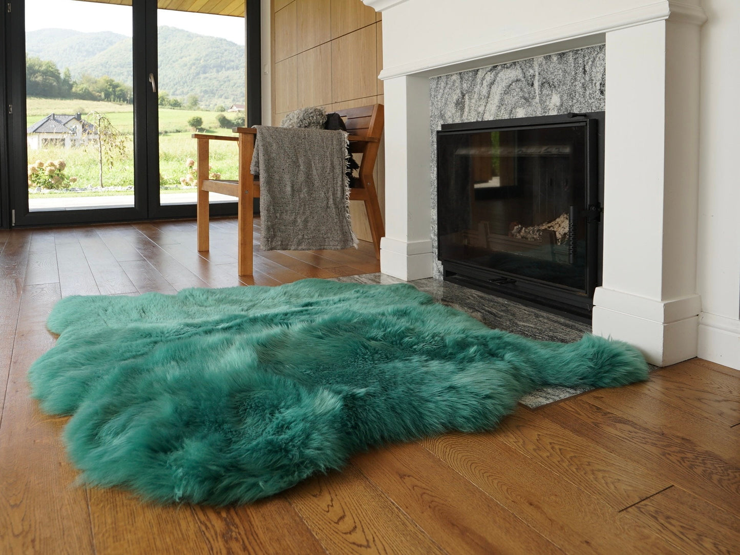 GIANT SHEEPSKIN Double XXL Aqua Throw Genuine leather Sheep Skin 46 "x 46" Decorative rug Natural comfy, hair is very thick, shiny !