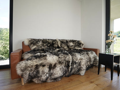 Extra Large White Mouflon Sheepskin Rug, Genuine Wool Fur Area Rug, Sexto Hide, 200 x 180 cm (79 x 71 in)