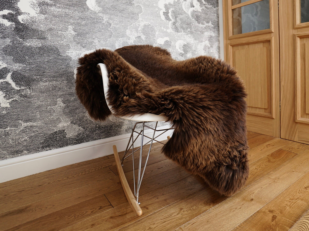 SHEEPSKIN Brown X  Throw Genuine leather wool carpet Decorative rug brown comfy, cozy, hair is very thick, shiny !