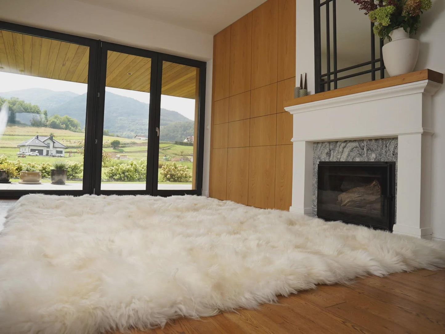 8x10 ft Natural White Sheepskin Rug, Genuine Leather Wool Shag Area Rug, Hand-Stitched Plush Patchwork Carpet for Living Room or Bedroom