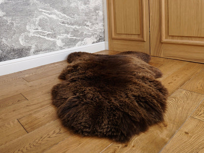 SHEEPSKIN Brown X  Throw Genuine leather wool carpet Decorative rug brown comfy, cozy, hair is very thick, shiny !