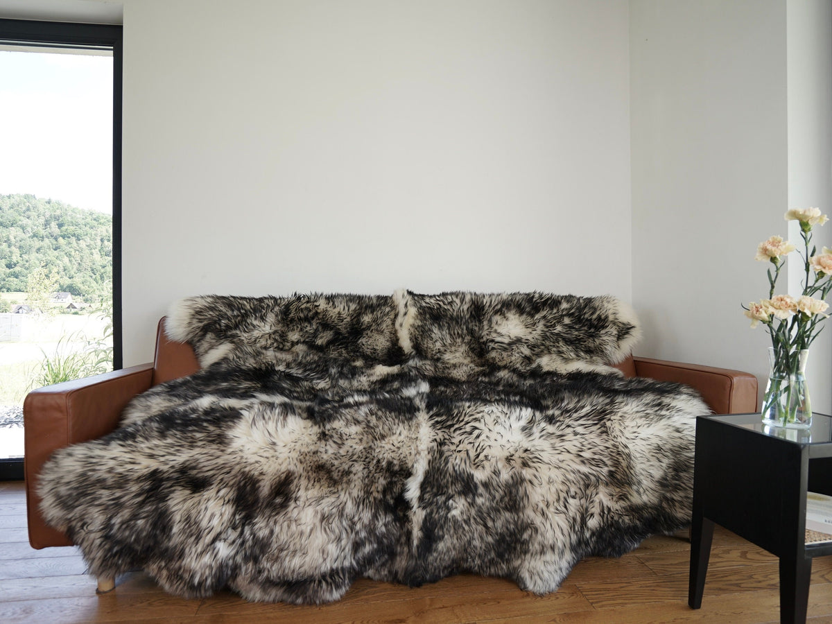 Extra Large White Mouflon Sheepskin Rug, Genuine Wool Fur Area Rug, Sexto Hide, 200 x 180 cm (79 x 71 in)