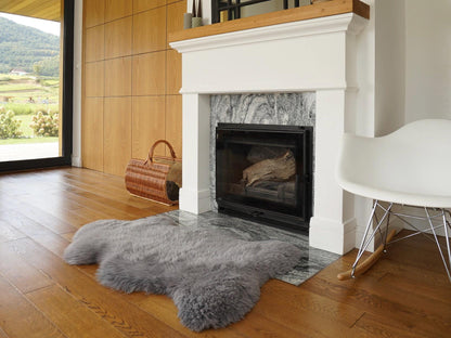 SHEEPSKIN GREY Throw Genuine leather Sheep Skin Decorative rug grey 50'' x 30" comfy, cozy, hair is very thick, shiny !