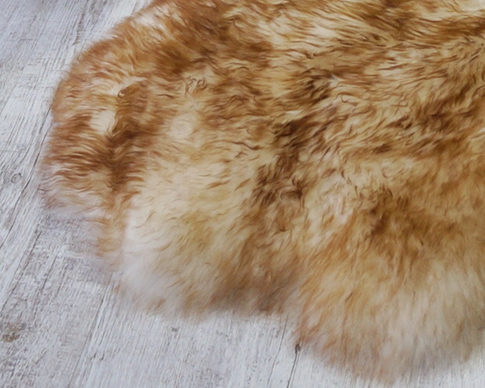 GIANT SHEEPSKIN Mouflon Throw Genuine leather Sheep Skin Decorative rug 50x 30" comfy, cozy, hair is very thick, shiny !