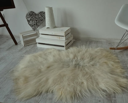 SHEEPSKIN ICELANDIC Cream XXL 50" x 30'' Rug Genuine Natural Sheepskin Area Rugs Carpet Draped on Chairs Cheap Rugs Shag Area Rug Throw