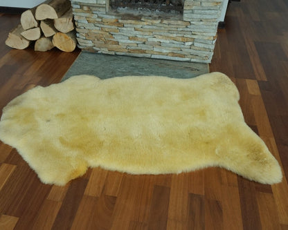 X  SHEEPSKIN MEDICAL Healthy Yellow Relugan Throw Genuine leather Sheep Skin Decorative rug 50 "x30" comfy, cozy, hair is very thick, shiny