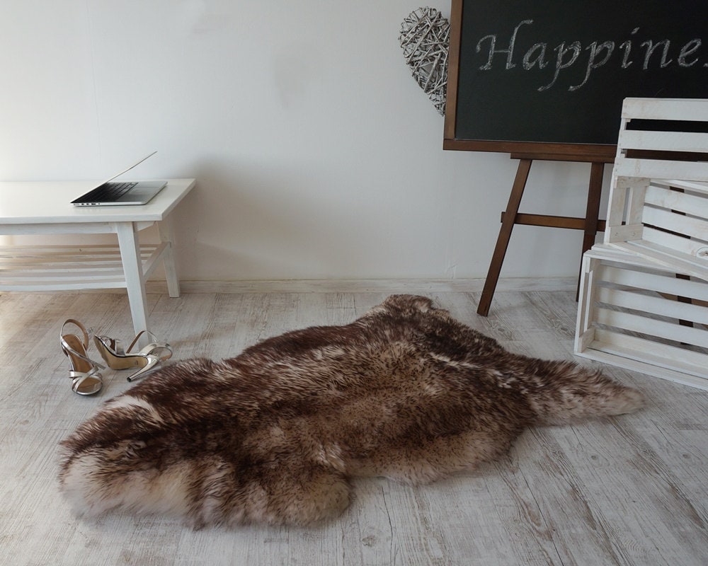 Sheepskin Mouflon Throw Genuine leather Sheep Skin Decorative rug 48'' x 28" comfy, cozy, hair is very thick, shiny !