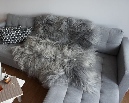 GIANT SHEEPSKIN Double XXL Grey Throw Genuine leather Sheep Skin 52" x 52" Decorative rug Natural comfy,cozy, hair is very thick, shiny !