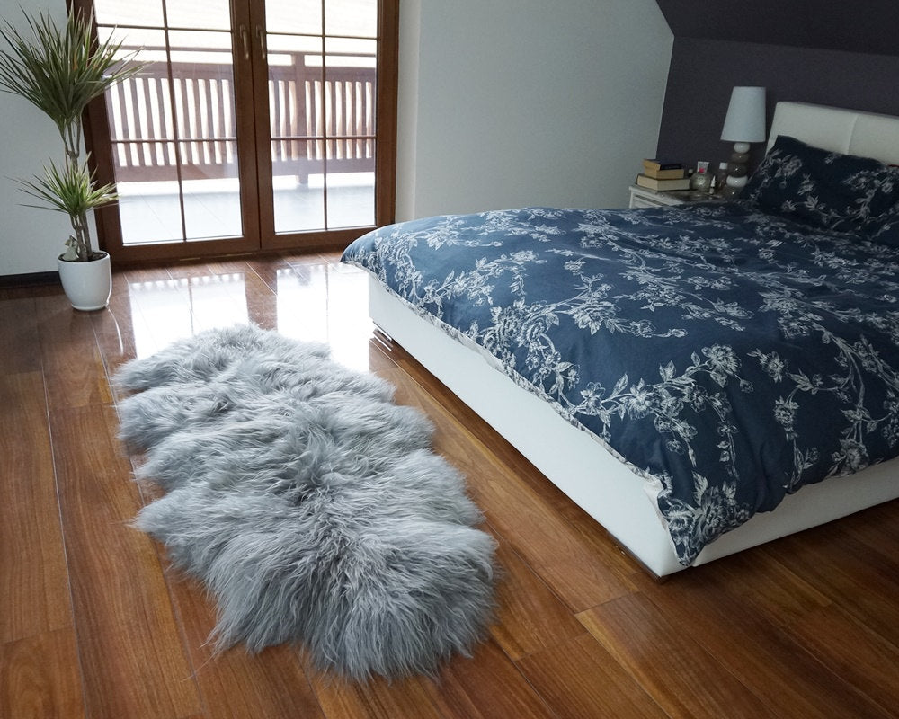 GIANT SHEEPSKIN Double XXL Grey Throw Genuine leather Sheep Skin 79" x 32" Decorative rug Natural comfy,cozy, hair is very thick, shiny !