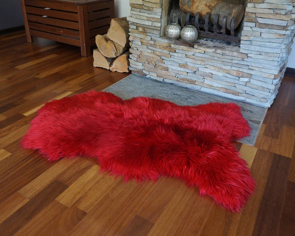 SHEEPSKIN Red X  Throw Genuine leather Sheep Skin  Decorative rug red comfy, cozy, hair is very thick, shiny !