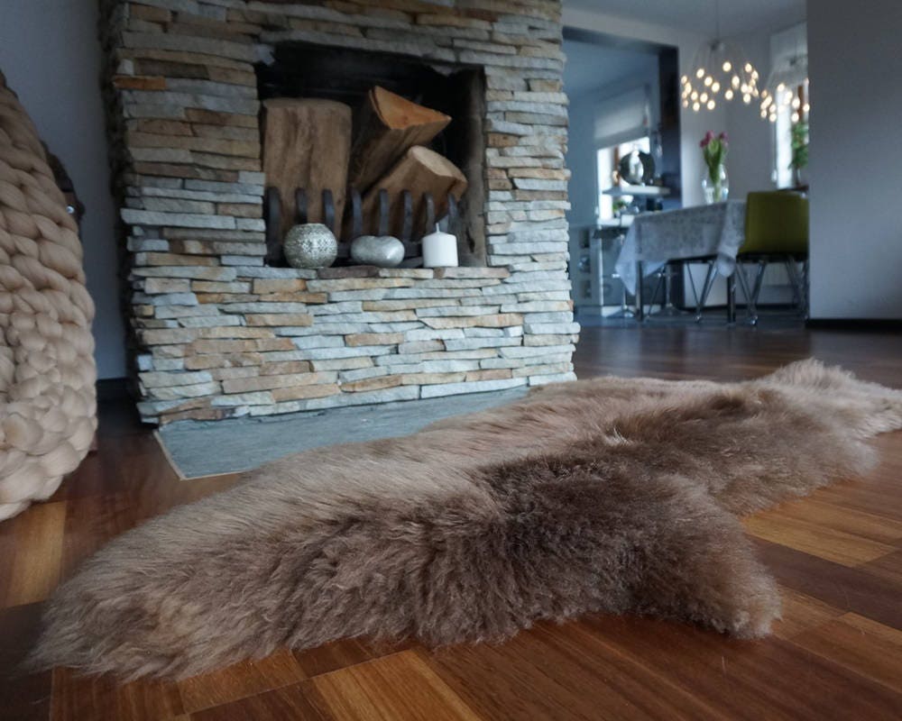 SHEEPSKIN Brown  Throw Genuine leather Sheep Skin 48"x 28"  Decorative White Rug Natural Throw Rugs Carpet