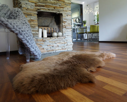 SHEEPSKIN BROWN  Throw Genuine leather Sheep Skin  Decorative rug comfy, cozy, hair is very thick, shiny !