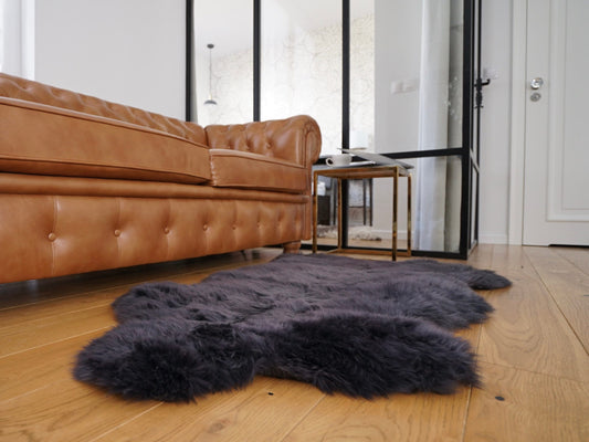 SHEEPSKIN Black  Throw Genuine leather  color Sheep Skin Decorative rug 48"x 28" comfy, cozy, hair is very thick, shiny