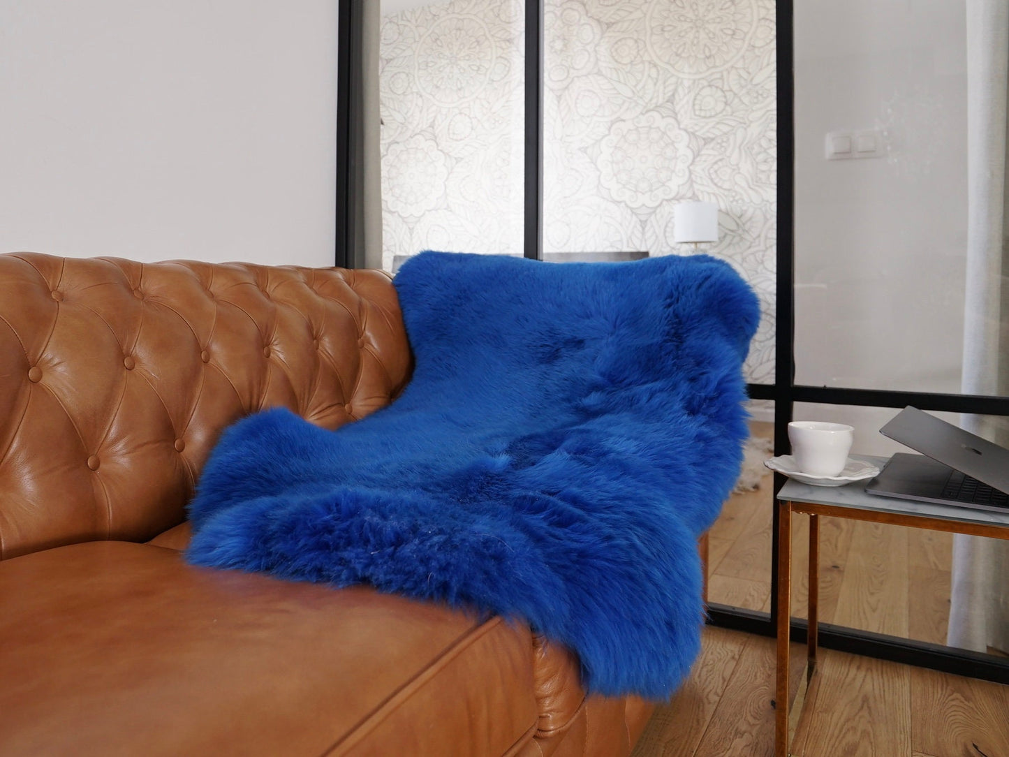 SHEEPSKIN Blue Throw Genuine leather Sheep Skin  Decorative rug navy blue comfy, cozy, hair is very thick, shiny FB8 !