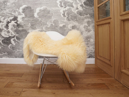 SHEEPSKIN YELLOW Throw Genuine leather Sheep Skin  Decorative rug gold comfy, cozy, hair is very thick, shiny !