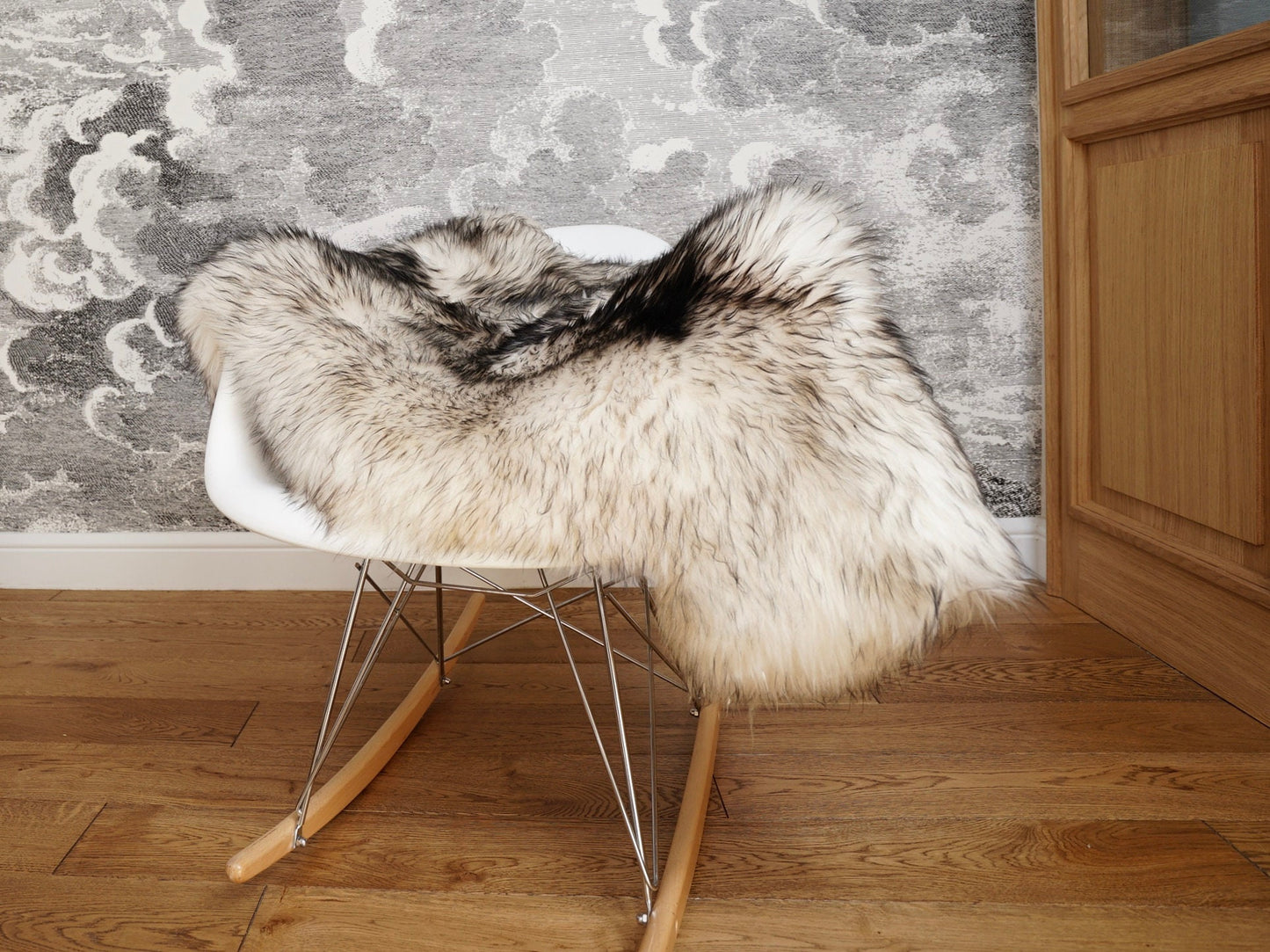 Original, Natural BIG Black Mouflon Genuine Natural Sheepskin Rug Exclusive rug