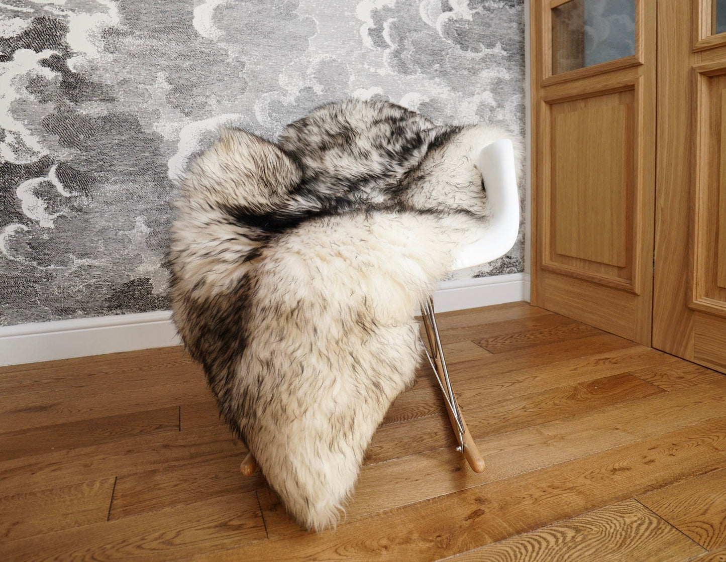 Original, Natural BIG Black Mouflon Genuine Natural Sheepskin Rug Exclusive rug