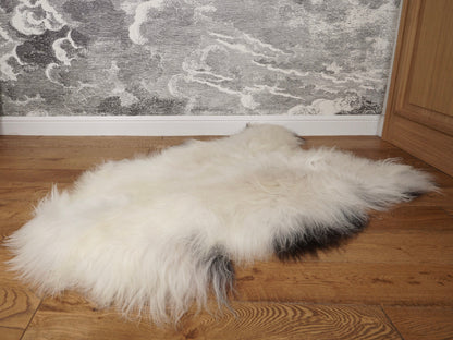 SHEEPSKIN Icelandic White & Black Throw Genuine leather Sheep Skin 56"x 32" Decorative rug White comfy BVW13 cozy, hair is very thick,