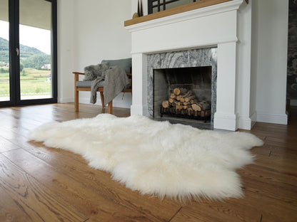 SHEEPSKIN Triple short hair XXL White Throw Genuine leather Sheep Skin 62" x 44" Decorative rug Natural comfy,cozy, hair is very shiny !