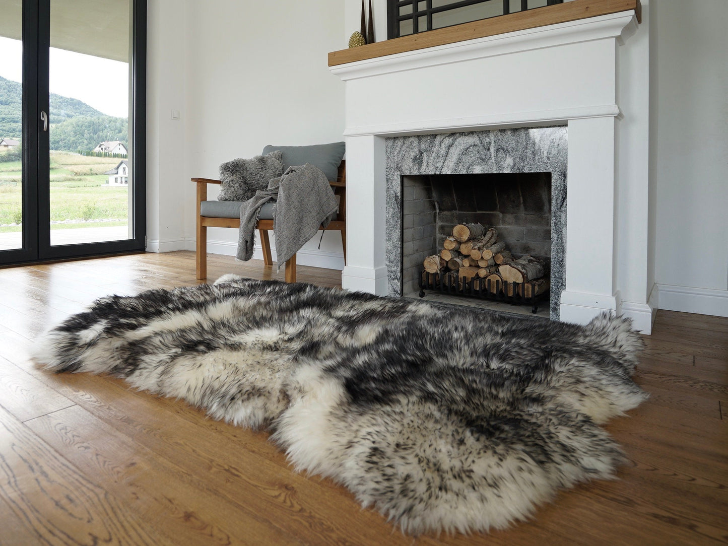 GIANT SHEEPSKIN Triple XXL black and white Mouflon Throw Genuine leather Sheep Skin 64" x 46" Decorative rug Natural comfy,cozy, hair thick