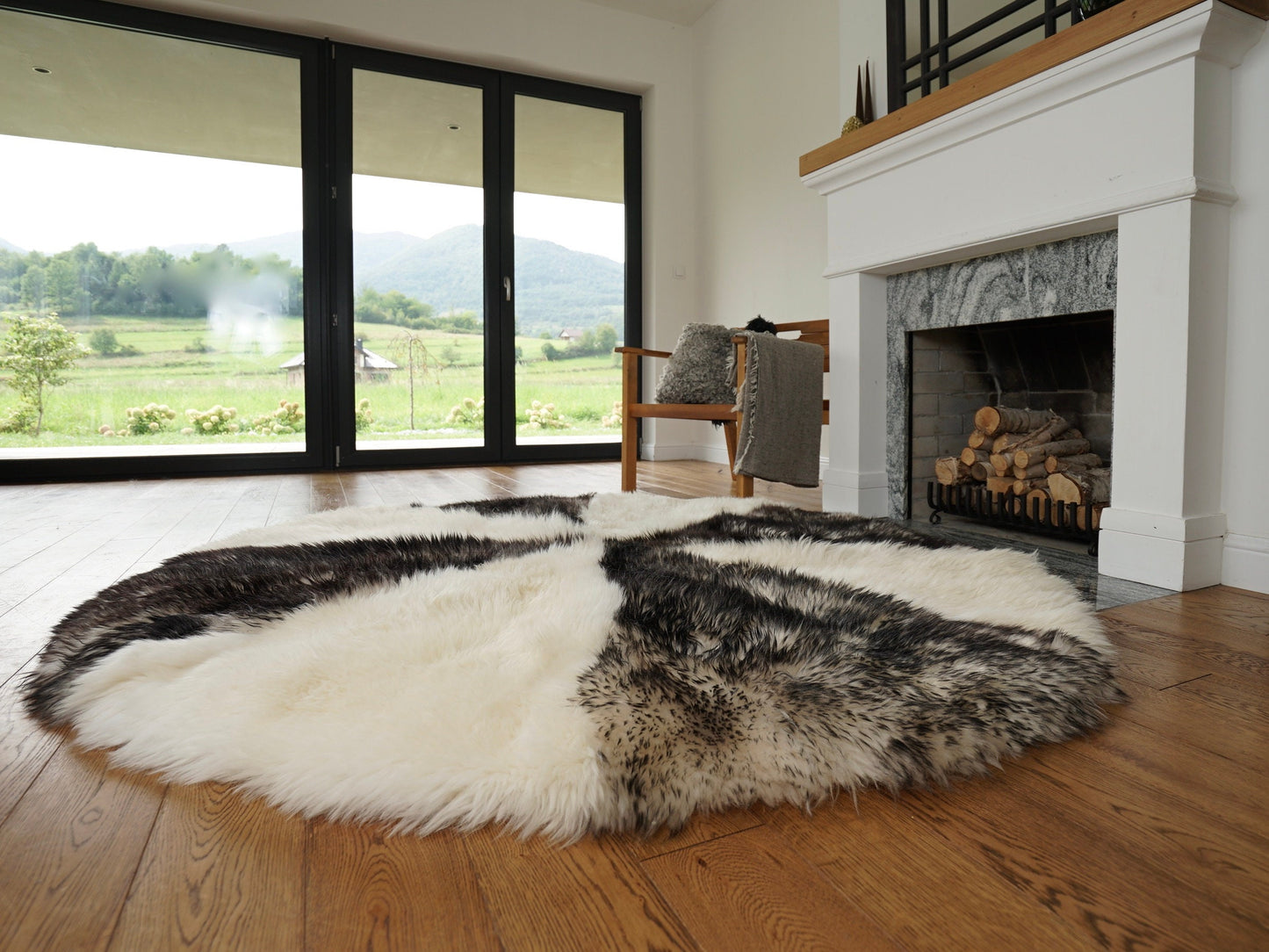 GIANT SHEEPSKIN Round White and Brown Throw Genuine leather Sheep Skin 74" Decorative Amazing Natural Round Sheepskin Rug - Thick Creamy