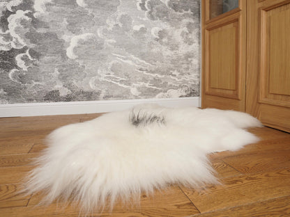 SHEEPSKIN Icelandic White & Black Throw Genuine leather Sheep Skin 54"x 36" Decorative rug White comfy CD1 cozy, hair is very thick,