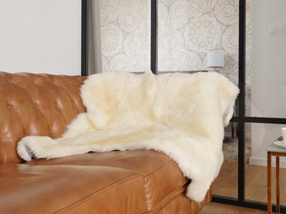 Lamb SHEEPSKIN Double White Young Sheep Skin 45" x 45" short hair very cozy, hair is very thick, shiny, fluffy, nice in touch.