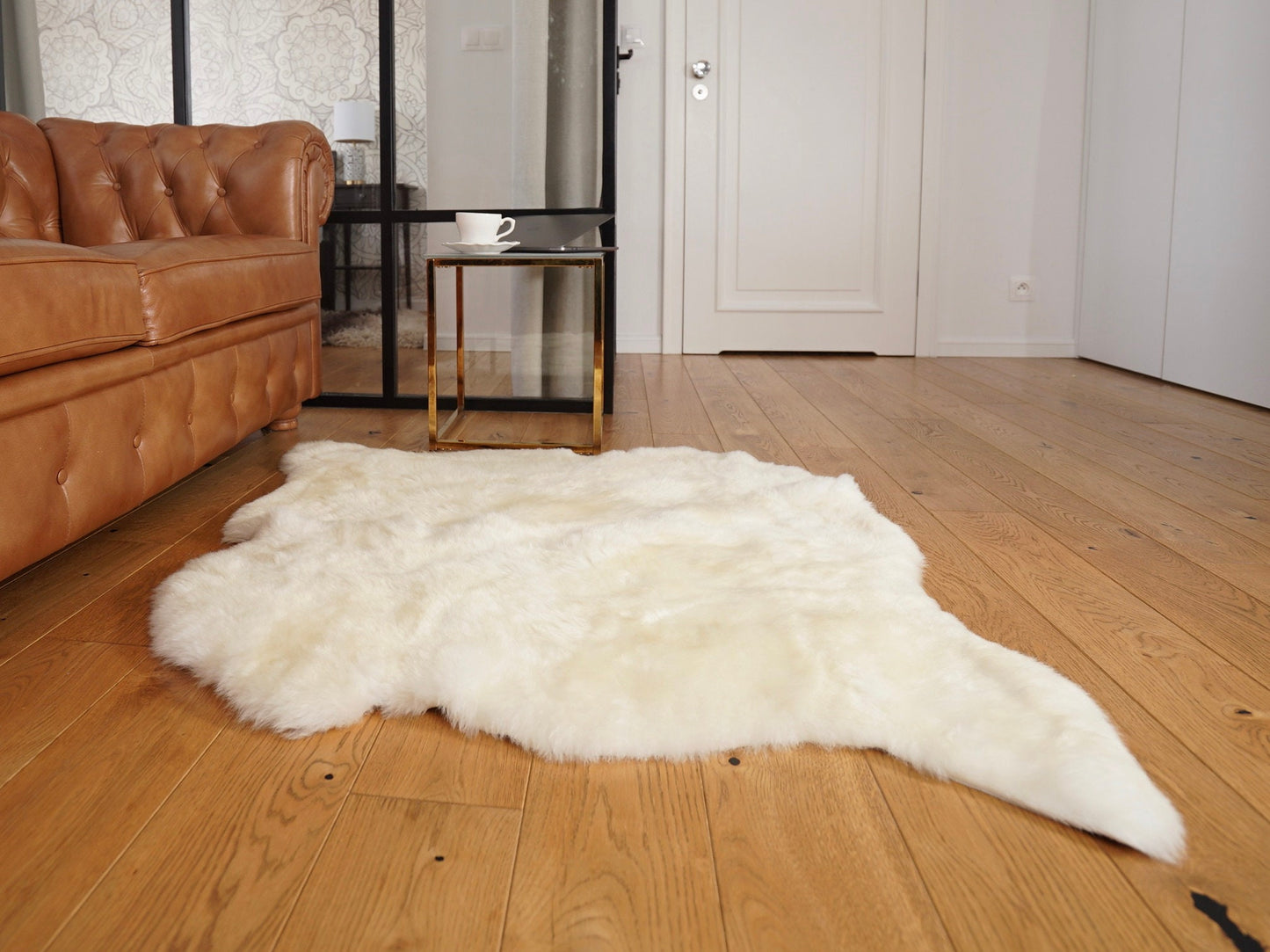 Lamb SHEEPSKIN Double White Young Sheep Skin 45" x 45" short hair very cozy, hair is very thick, shiny, fluffy, nice in touch.