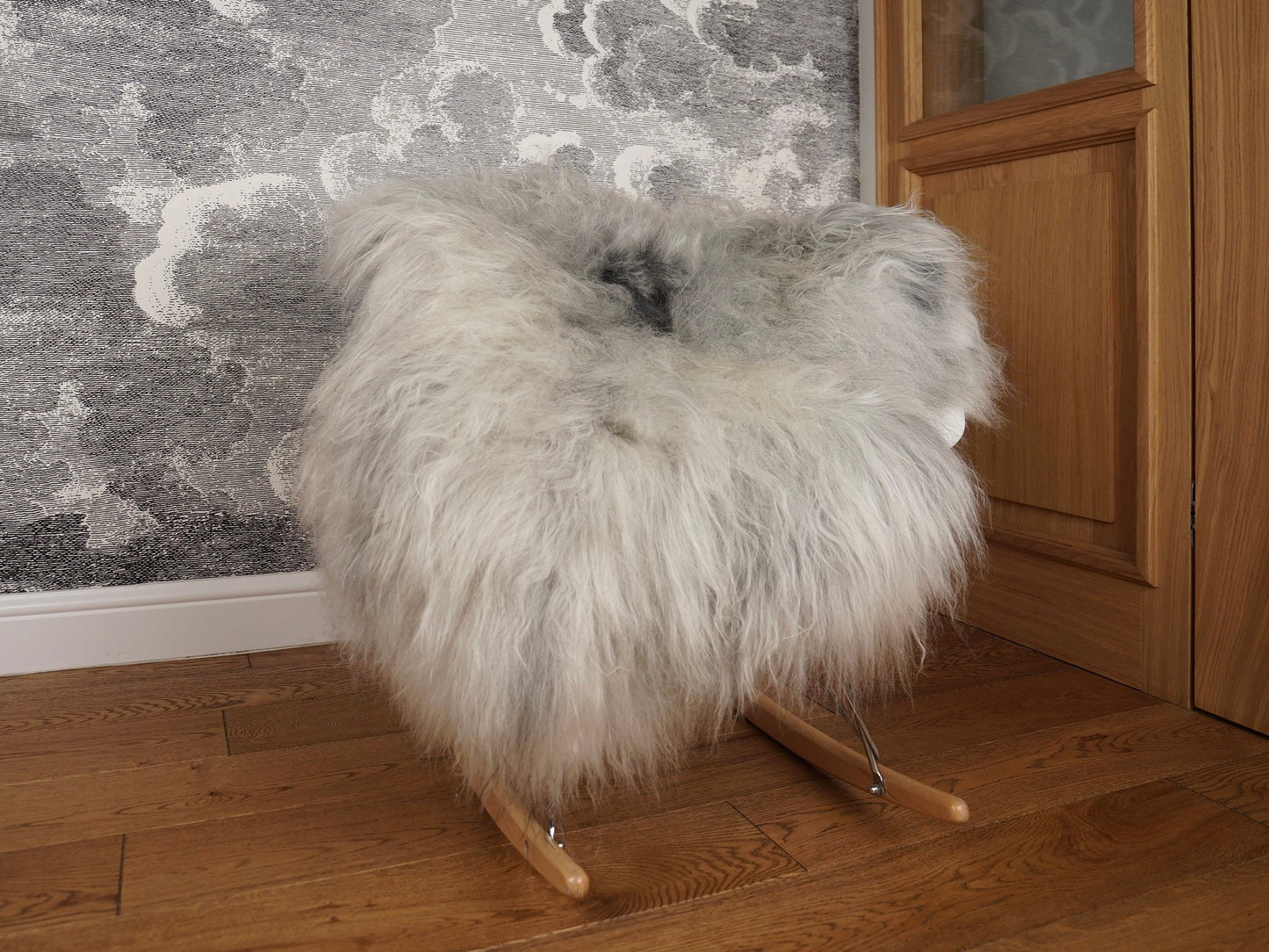 SHEEPSKIN ICELANDIC Grey DZ11 White Xxl Throw Genuine leather Sheep Skin  Decorative rug  Gray comfy, cozy, hair is very thick, shiny !