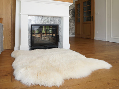 GIANT SHEEPSKIN Double XXL White Throw Genuine leather Sheep Skin 46" x 46" Decorative rug Natural comfy,cozy, hair is very thick, shiny !