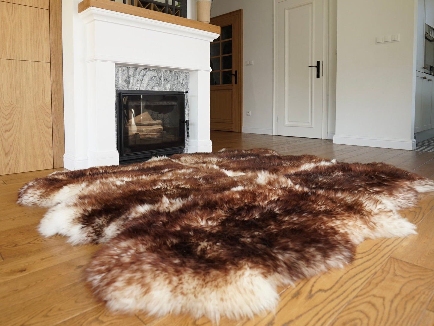 Rug EIGHT SHEEPSKIN MouflonThrow Genuine Leather Sheep Skin Decorative rug - White, Brown comfy, cozy, natural very thick!